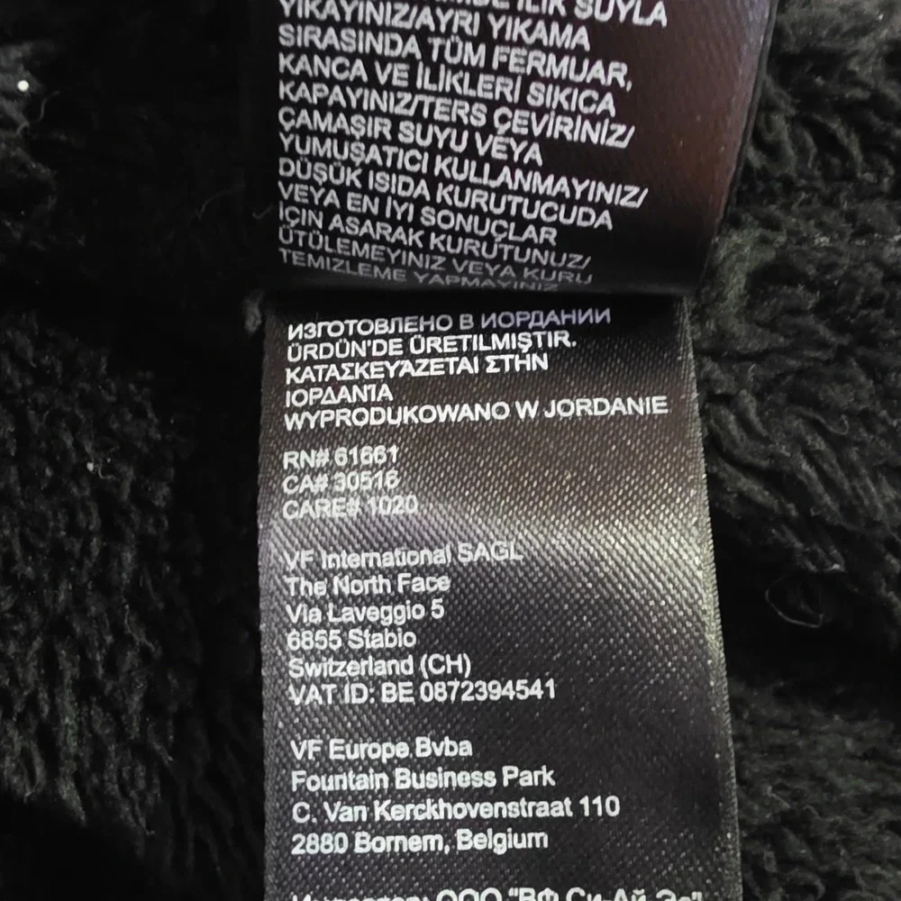The North Face Mens Apex Risor Softshell Jacket Black Fleece Lined NF0A2TBA M